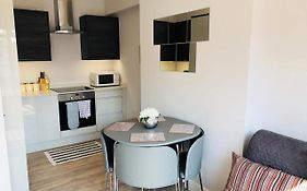 Southend - Westcliff Apartments & Studios